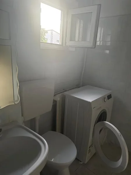 Lujerului 7 min Metrou - STB - Garsoniera Spatioasa